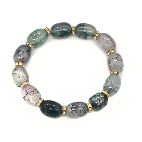 Cracked stones with earthy colors. OS - Picture 2 of 2